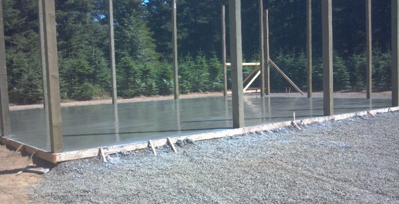 how to build a pole building foundation